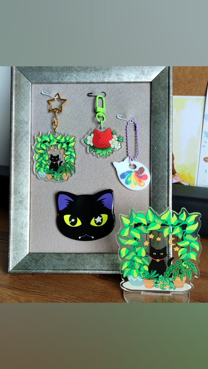 Kit_S_P's tweet photo. 🐈‍⬛🌿🍓🎨✨ https://t.co/OjX39utCPx
