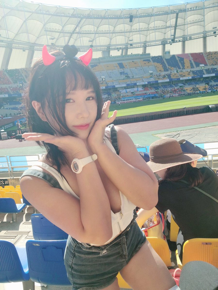 Mikachoh's tweet photo. 쨘✨️
#부산아시아드주경기장 https://t.co/IdVd2Bdq2f