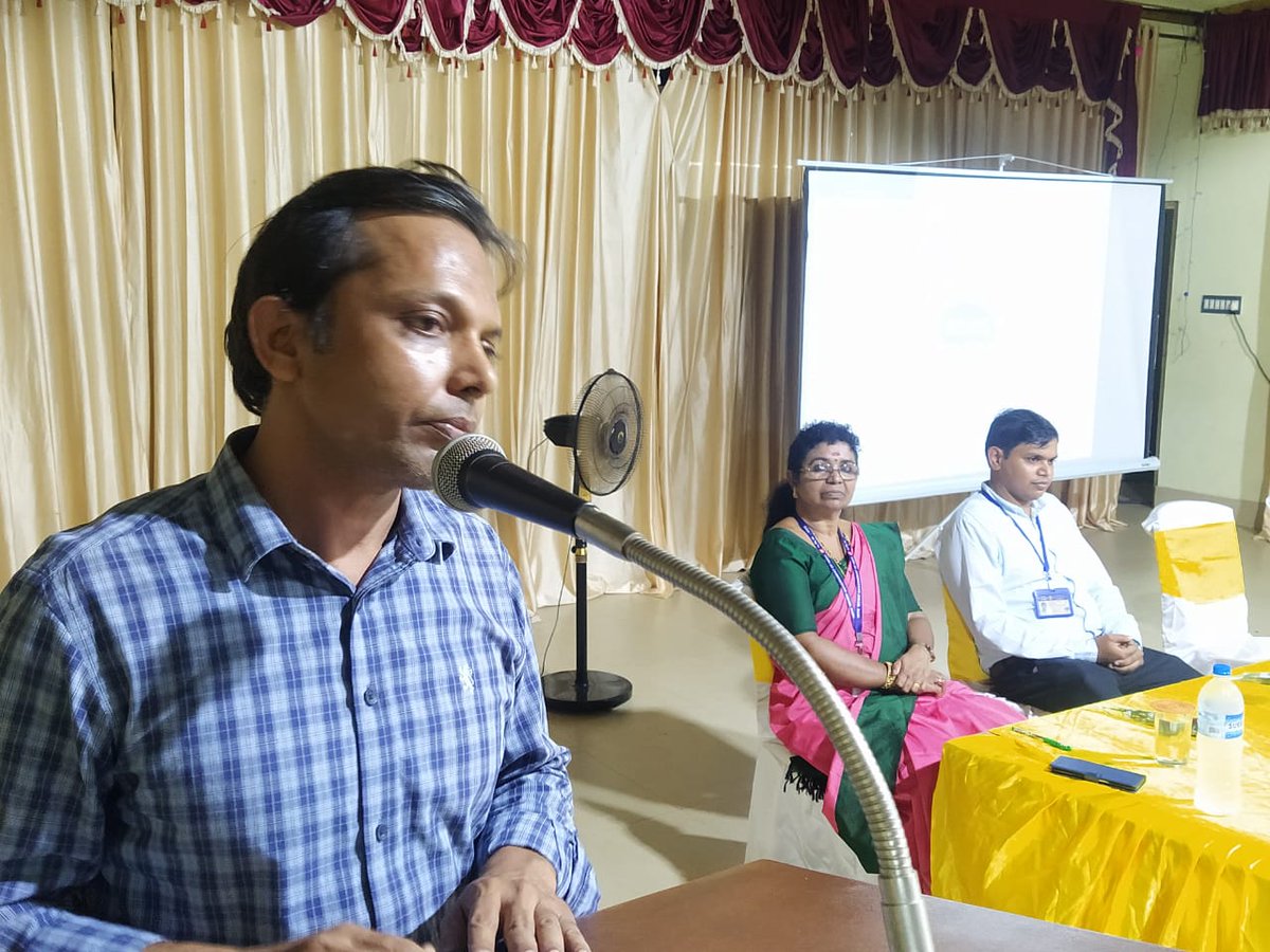 jnvpalakkad's tweet photo. Paramanu Jyoti programme at JNV Palakkad.@DAEIndia @CommissionerNVS @NvsHyd https://t.co/jVFL0sXemY