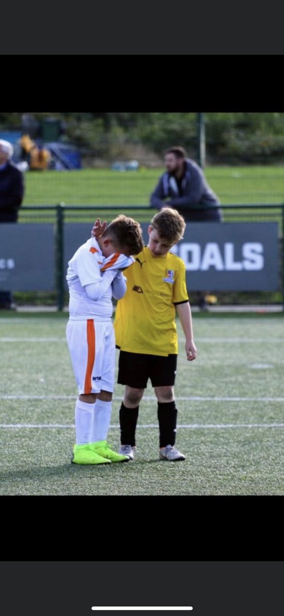 YouthRovers's tweet photo. After the u10’s won the nest cup yesterday , it was great to see Solomon’s first thought was to console one of our opponents who was clearly upset . #respect #sportsmanship #footballfamily https://t.co/FE0eO7HetP
