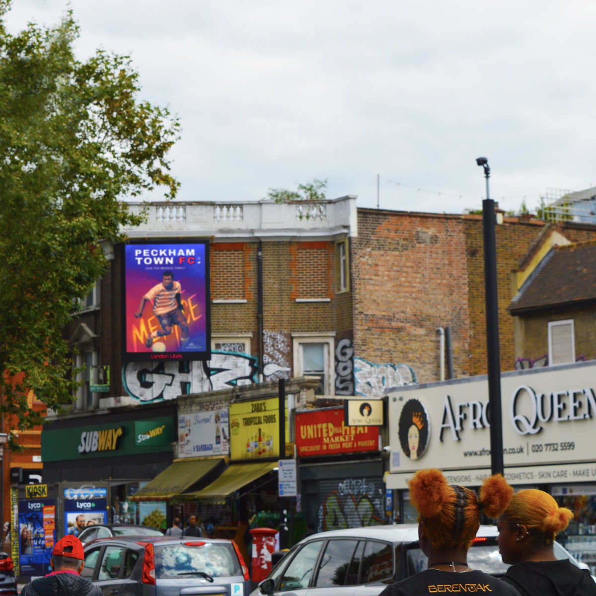 RhianWellArt's tweet image. New season, new creative work for @PeckhamTownFC featured on a digital billboard located on Peckham High Street, SE London. 🎨

Your club, our community. 🔴🔵