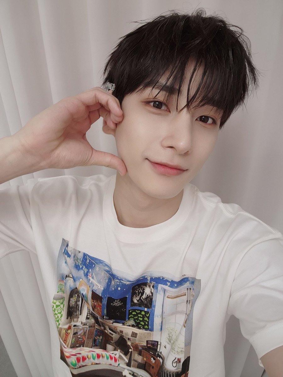 gyuljunie's tweet photo. https://t.co/HmwbeUY08c