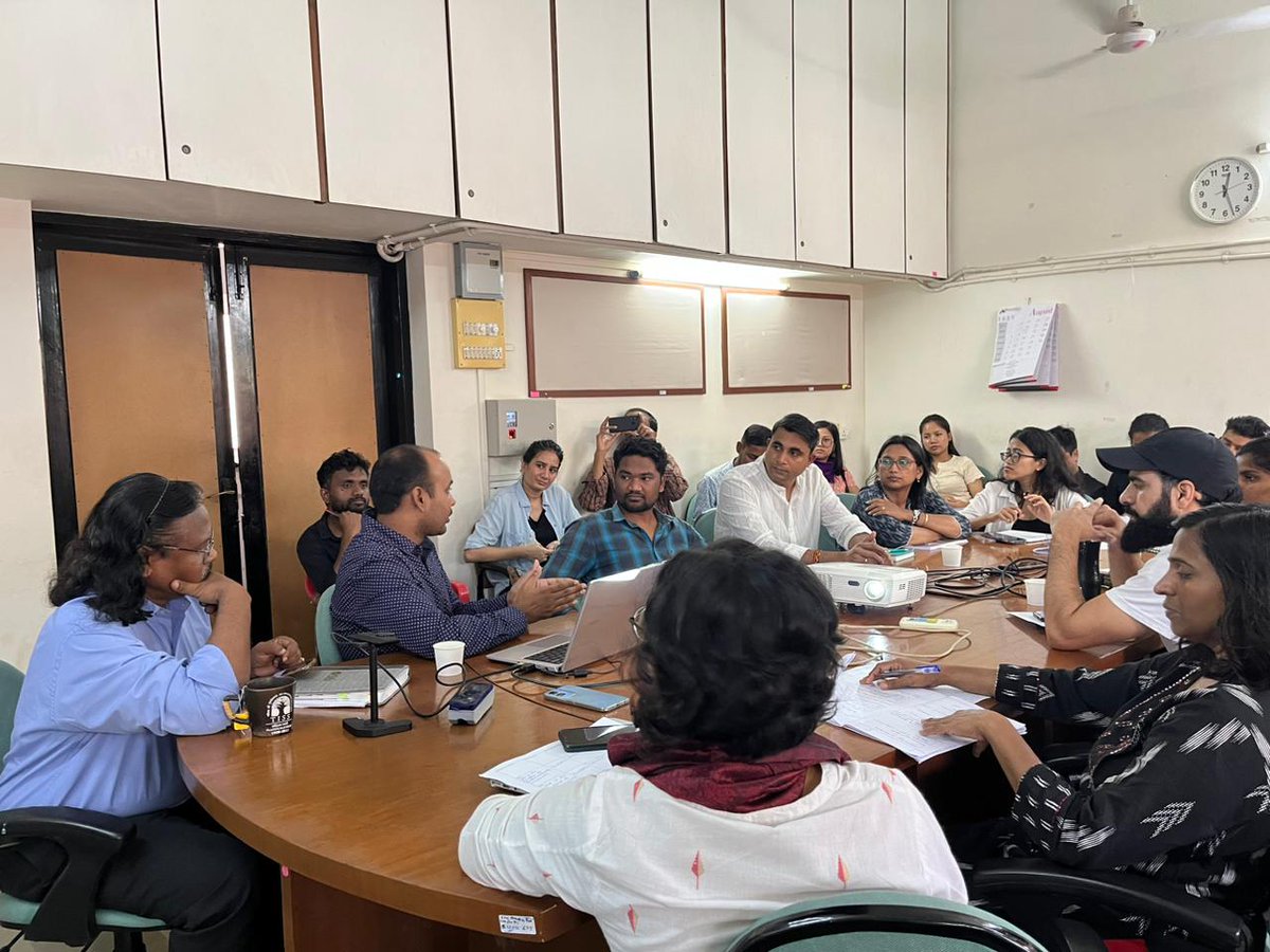 vikashbsw's tweet photo. It was exciting to interact with young scholars at Tata Institute of Social Sciences. Thank you, Prof. Bipin Jojo for this opportunity.  @TISSpeak @TISS_AA https://t.co/s7enf0kgq9