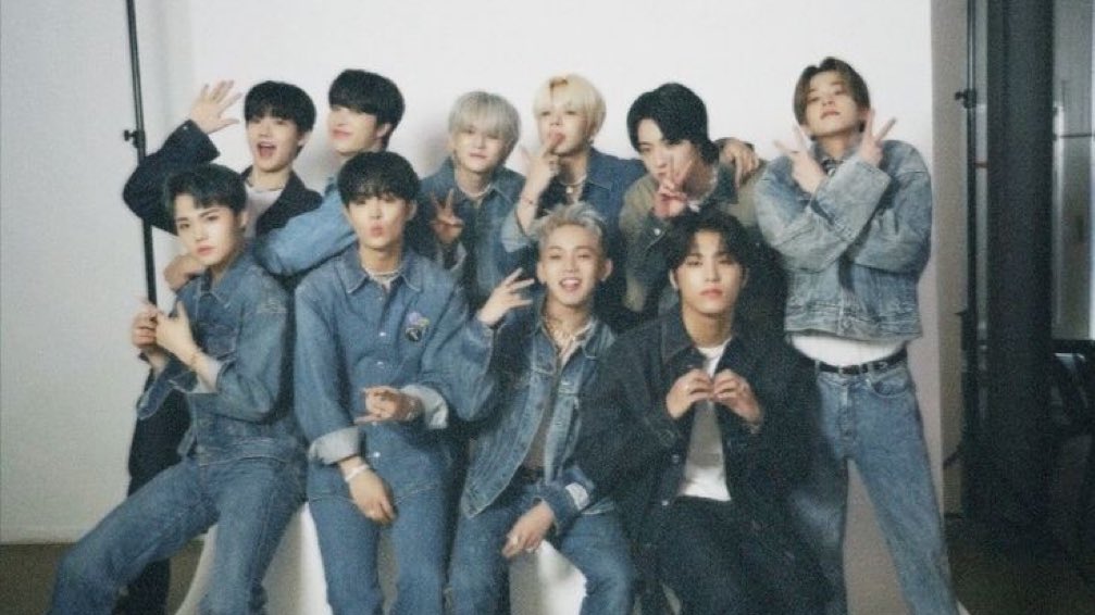 teucart_'s tweet photo. TILL INFINITY WITH TREASURE
#3Years_Of_Wonderland_With_TREASURE
#트레저와_함께한_삼년
#TREASURE       #REBOOT                        
@treasuremembers https://t.co/pglzpM0o90