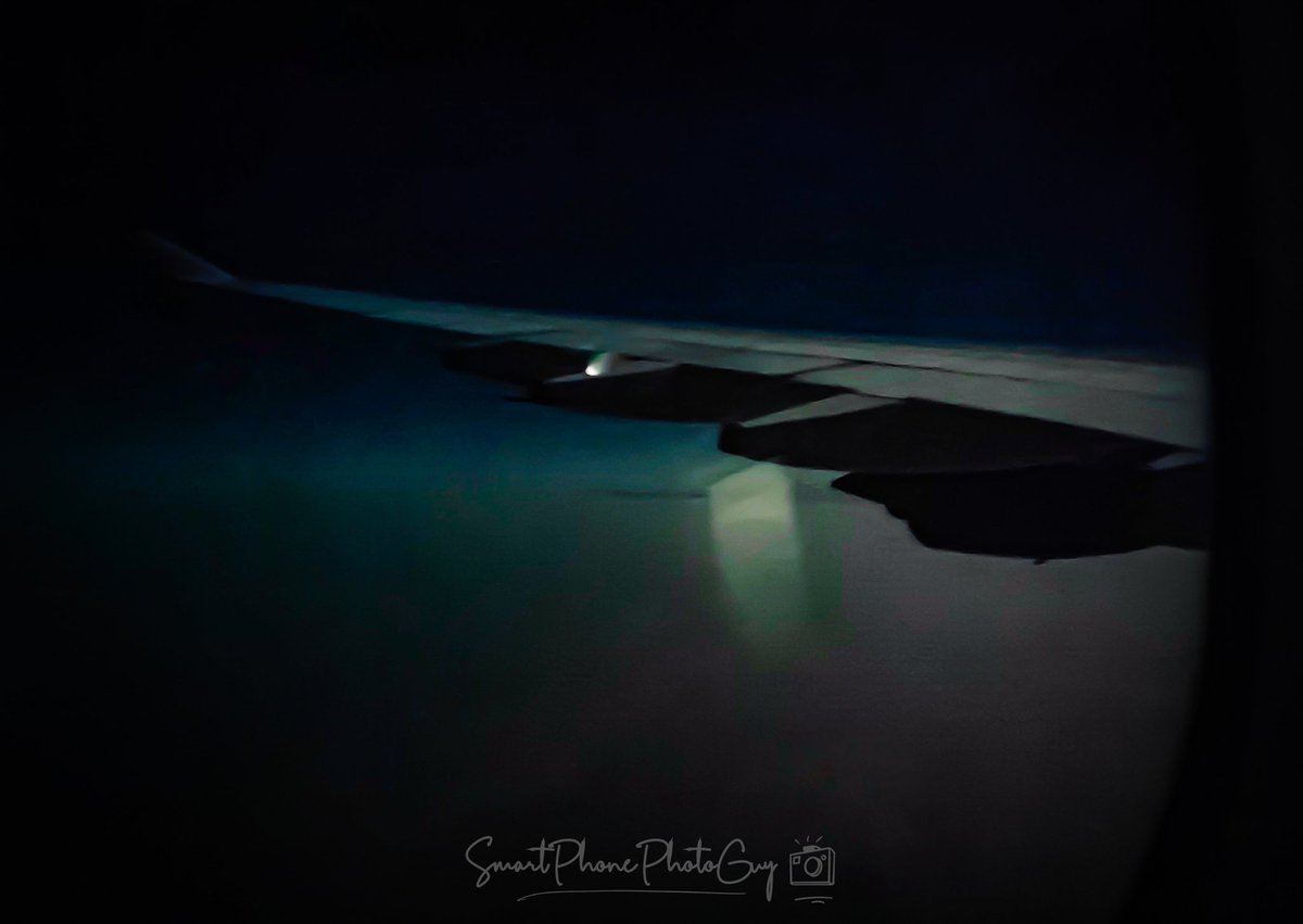 JamesNPhoto's tweet photo. From night...

#sun #sunrise #sunrise_and_sunsets #sunshine #plane #planewindow #fly #flying #photography #photographer #photos #photo #art #artist #amateurphotographer #amateurphotography #smartphonephotography #sky #morning https://t.co/WcJCHaho3K