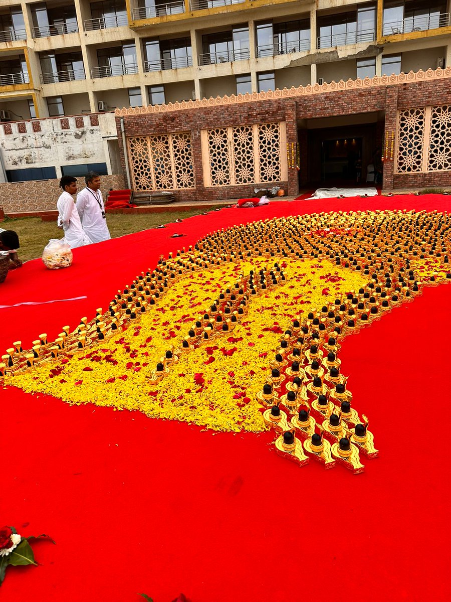 With beautiful music of Ramkatha. #MorariBapu12Jyotirling