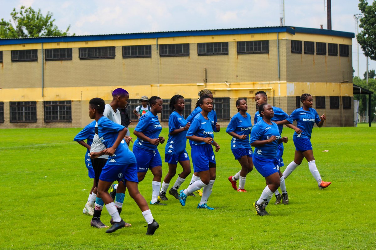 GWST_2022's tweet photo. “Everything is practice.” ~ Pele

#roadtogwst
#aprestigioustournament
#soccer

⚽️⚽️⚽️ https://t.co/2tSLDDd9k2
