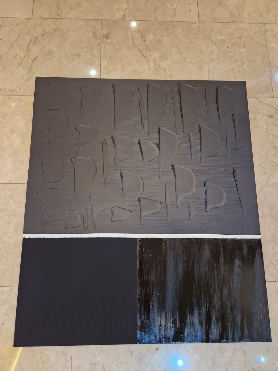 ElianBacila's tweet photo. Pictura 70x80 cm în lucru!
#painterofblackelianbacila #Vantablack #ivoryblack #white #vantablackworkshop #black #paintings #abstractart #bucharest #romania https://t.co/tm0r01jQPh