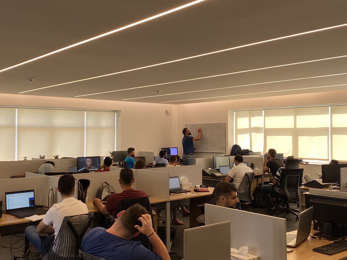 InVentures_'s tweet image. Mondays kickstart with our latest training session, embodying our commitment to constant improvement. 

Here’s a glimpse into how we embark on a journey of discovery every week!

#InVentures #InVenturesTraining #GrowthandLearning #newweeknewopportunities