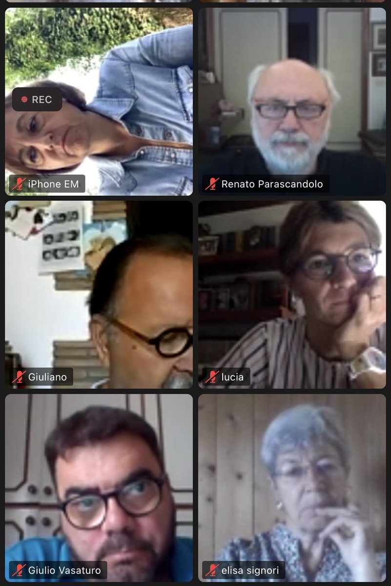 Artventuno's tweet image. Ospite dell’assemblea di @Artventuno nel consueto appuntamento del
lunedì mattina il giornalista @RobertoSaviano. In apertura il coordinatore nazionale @BeppeGoulietti ha annunciato che la nostra associazione sarà accanto a Roberto per rinnovare #scortamediatica. #iostoconSaviano