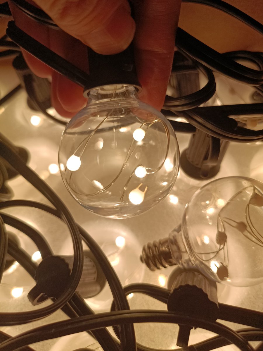 nbakilight's tweet image. G40 copper wire string lights,2835 copoer wire string BULBS,DC24v,with tail plug IP44 #festoonlights #G40stringlights #bistrolights #terracelights #patiolights #yardlights #yardlights #Akilight