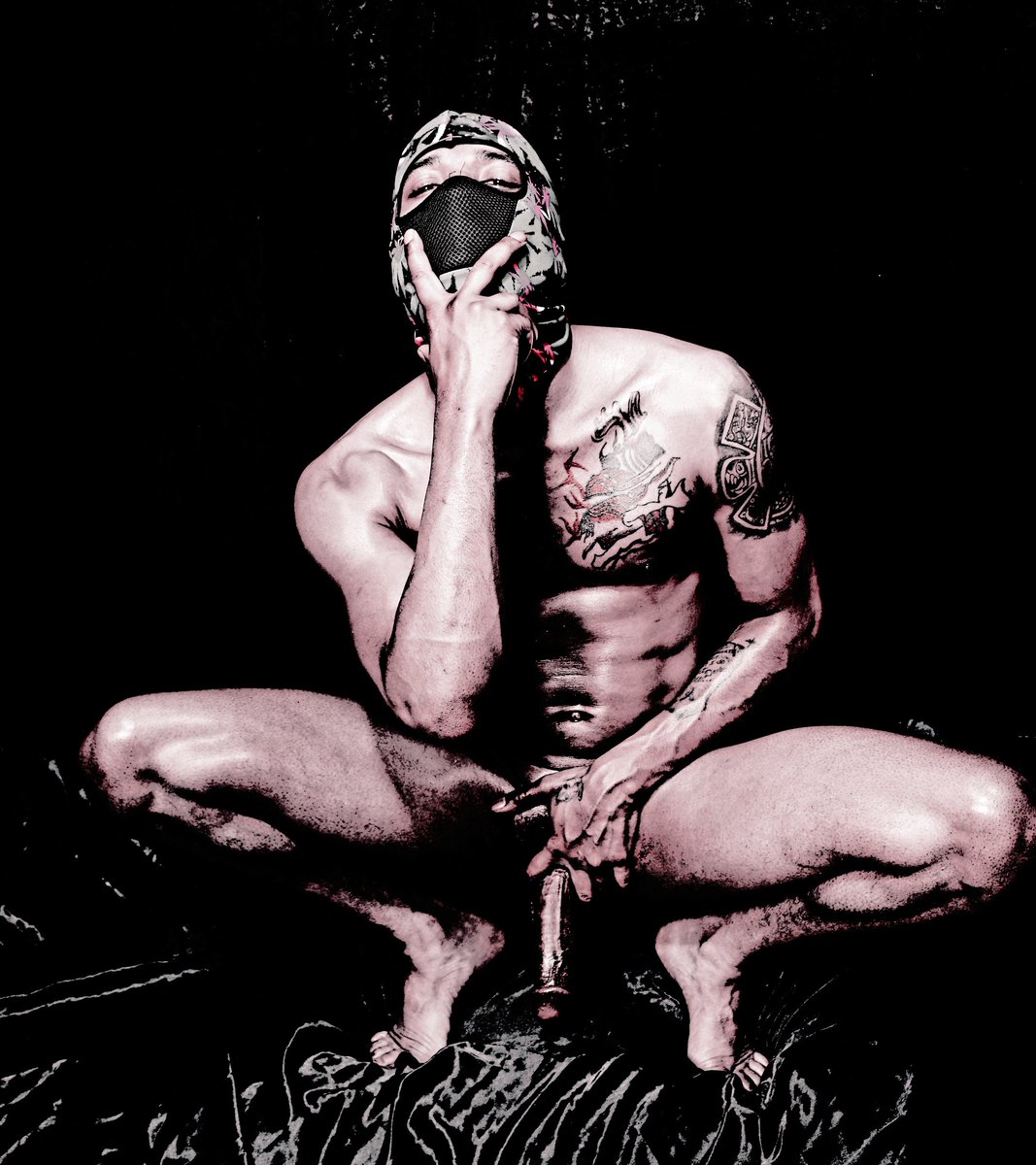 ChiDarKnight's tweet photo. Come here, let me eat you up! https://t.co/3bWRLWRvM2