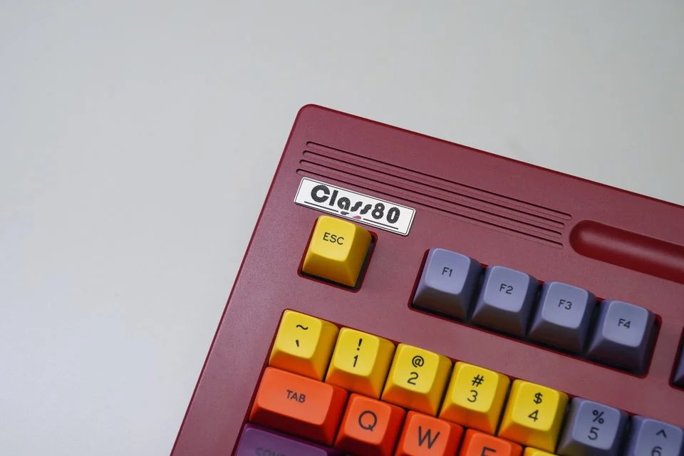 MMkeyboards's tweet photo. mm.keyboard Retro Red Class 80 match With SP Recall! So amazing experience🥰🥰🥰

#keyboard #customkeyboard #diykeyboard #customkeyboards #mmkeyboard https://t.co/9ngdWFzWAI