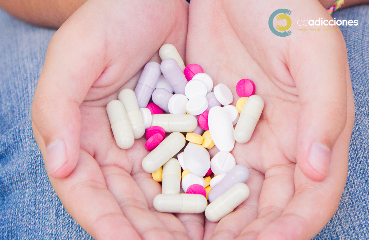 CCAdicciones's tweet photo. 🎯 ¿Te enfrentas a la adicción a las benzodiacepinas? 💊 No estás solo/a. 🙌 CC ADICCIONES te puede en tu recuperación.
Descubre mas sobre las benzodiacepinas y cómo retomar el control de tu vida. 💪
¡Tu viaje comienza hoy! 
#Adicción #Benzodiacepinas #Recuperación #CCADICCIONES https://t.co/uooU9FIsFy