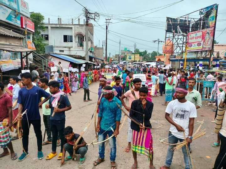 AdvAghara's tweet photo. West Bengal Malda District

Bharat Bandh 07 August 2023
#आज_भारत_बंद_है 
#7thAugBharatBandh
#कल_भारत_बंद_हैं
@PMOIndia
@WamanCMeshram
@dilu
@HansrajMeena
@TribalArmy https://t.co/yImPkmwEbU