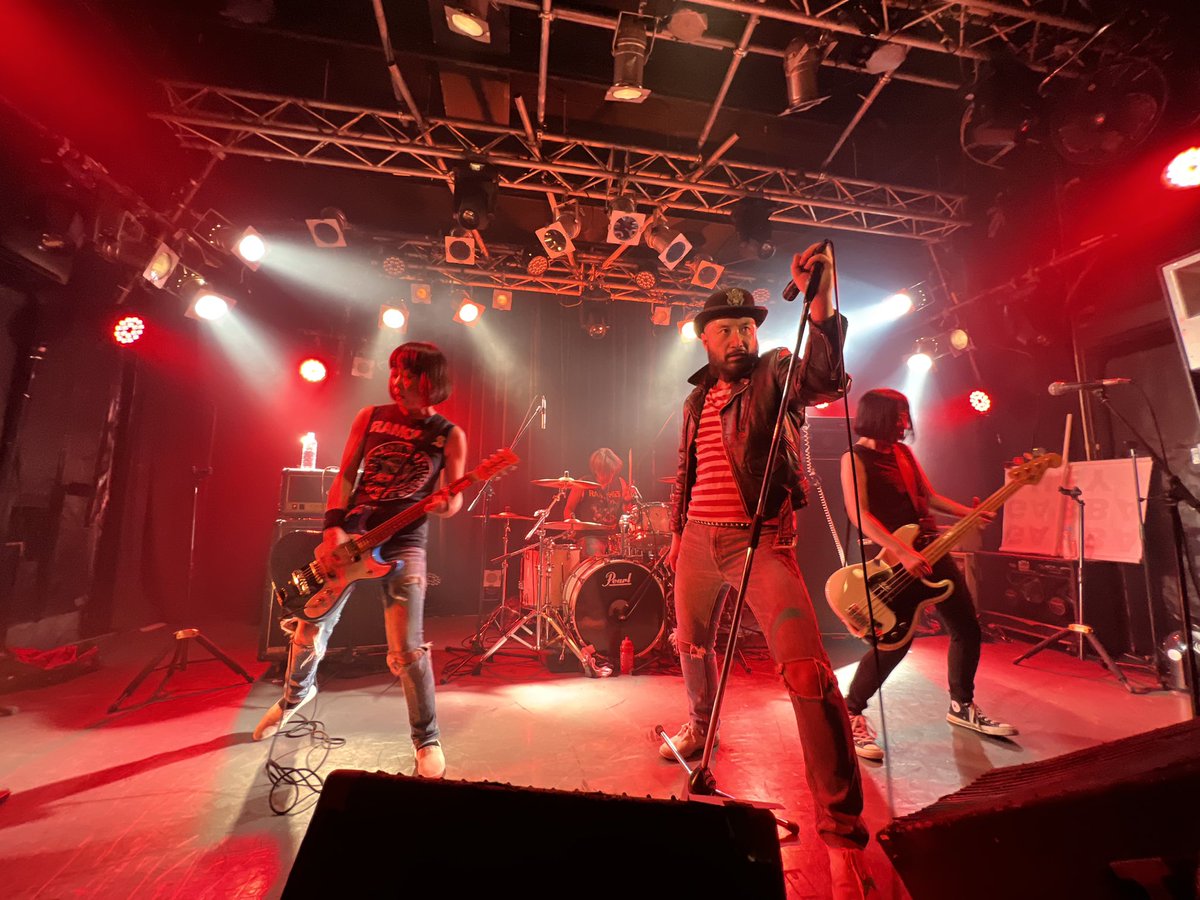 ajitomaster's tweet photo. 今度の日曜日は、市川RAMONES夏の2連戦の2戦目、蒲田NewEight!前売絶賛受付中!連絡待つ!そして今宵もAJITOはみなさまのご来店お待ちしております!
#tsugio55thbirthdaybash #市川ramones #ichikawaramones #ramones #ラモーンズ #standbarajito #ajito #clashpromgirl #havenots #jettsett https://t.co/suKhRrd14w