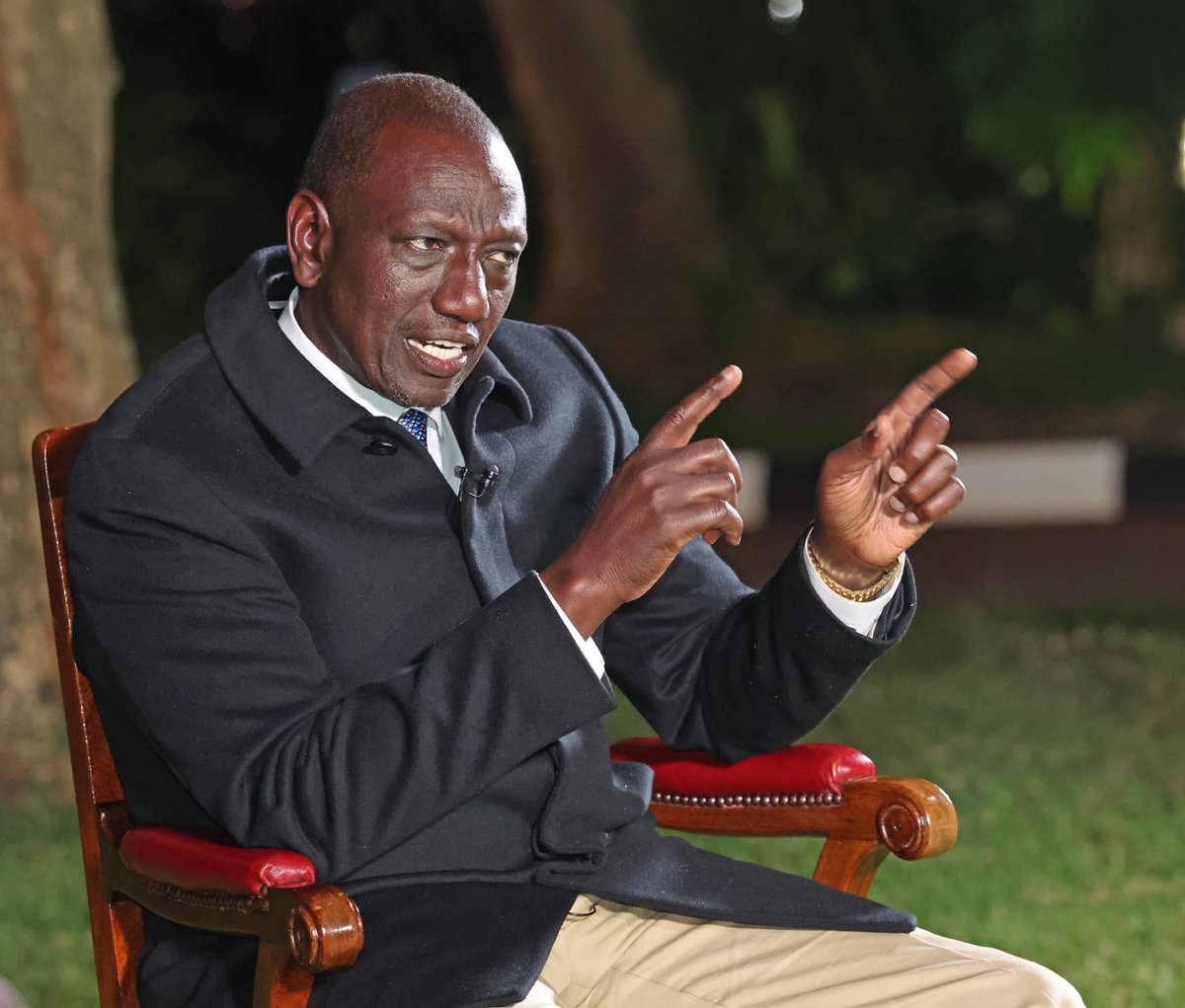 BiancaNaom1's tweet photo. Yesterday I was glued on the TV watching my beloved President delve into matters to do with our Economy, and one thing stood out: President Ruto perfectly understands where he is coming from, where he is, and where he is going.
I must admit that his PLAN for Kenya is unmatched. https://t.co/TTybc8gYZE