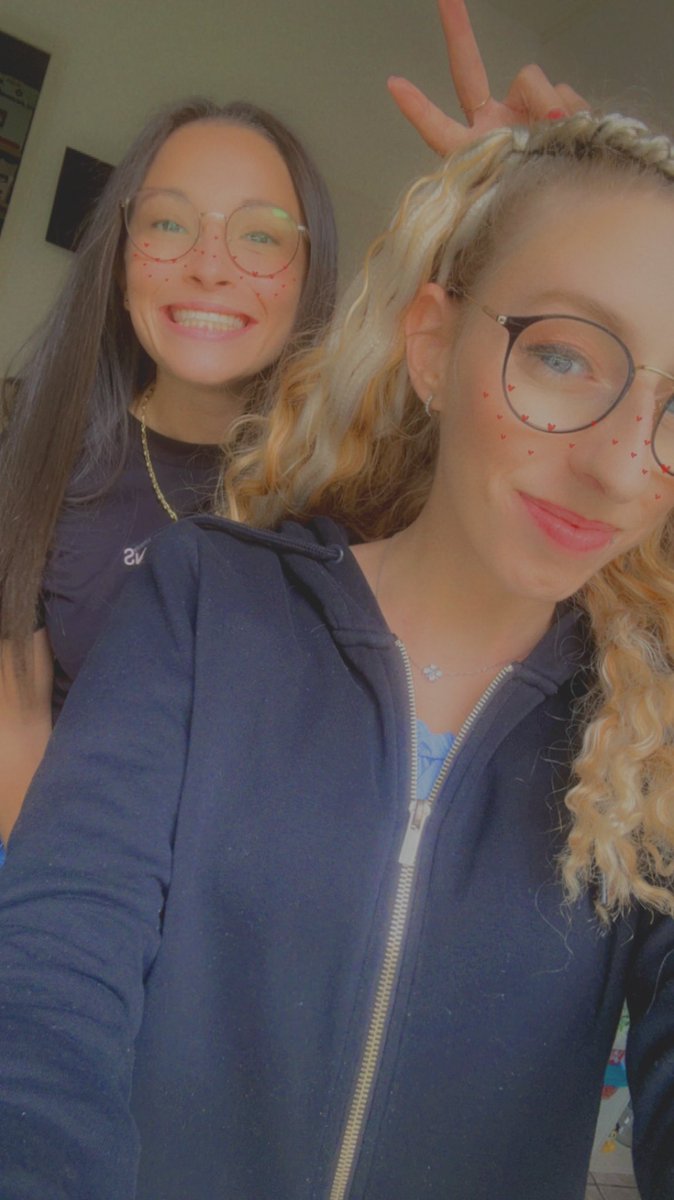 alysonchimene's tweet photo. Bestie 🩷👯‍♀️ https://t.co/2i25tHthW5