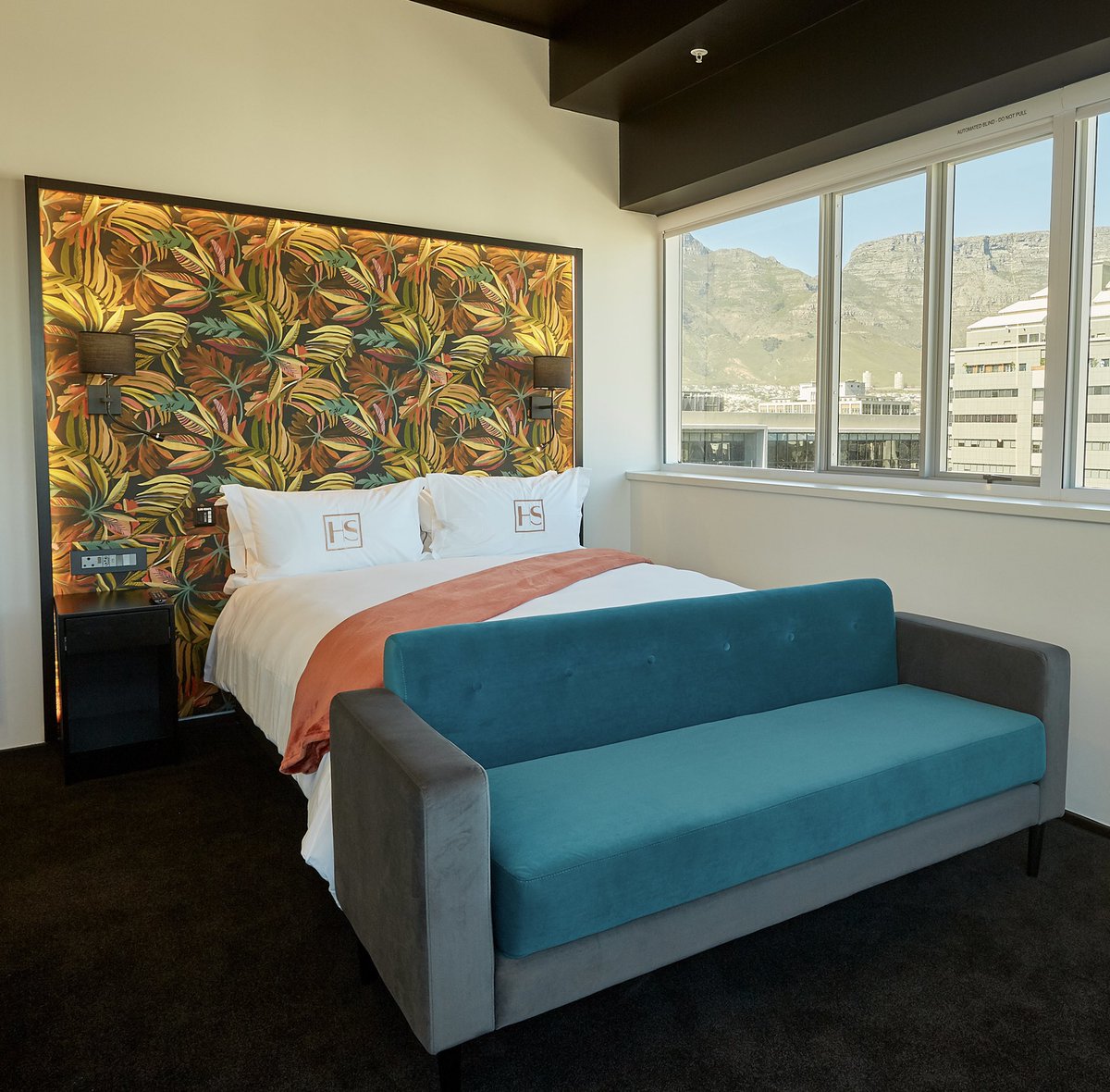 Hotel Sky tweet media