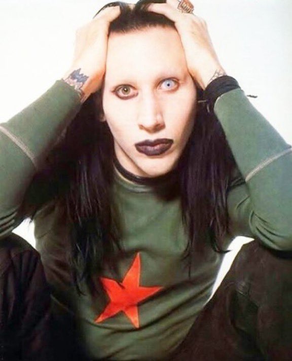 ERInvicxtusWins's tweet image. @sassjordan okay missy.. you seen the “German belt buckle” probably questioned “who gave her the belt” &amp;amp; gave me an “image contract” tagging me as “#ItFactor” while i had no clue that my bandmates sold their rights our music that they called “@marilynmanson” behind my back &amp;amp;…