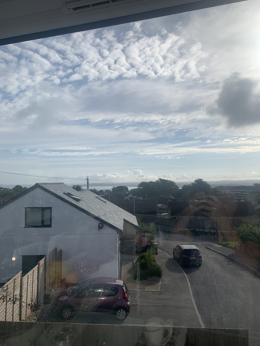 NJUlph's tweet photo. What a wonderful view for a Monday morning on a much needed week off after a very busy few weeks. It’s good to have some down time and take in the sea air #carbisBay #relax #seaview https://t.co/I8bV0UAokw