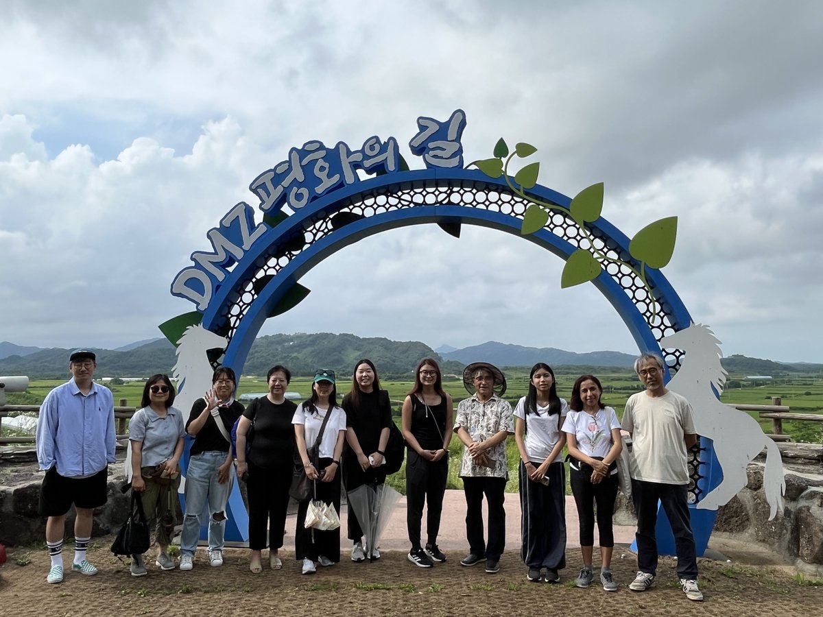gppacnea's tweet photo. What is it like living by the Demilitarized Zone #DMZ of a divided Korea?

@GPPAC #NortheastAsia members and friends recently visited the #BorderPeaceSchool in still-divided Cheorwon, which experienced some of the bloodiest battles during the #KoreanWar. 

#endthekoreanwar https://t.co/myMF1xvLwY