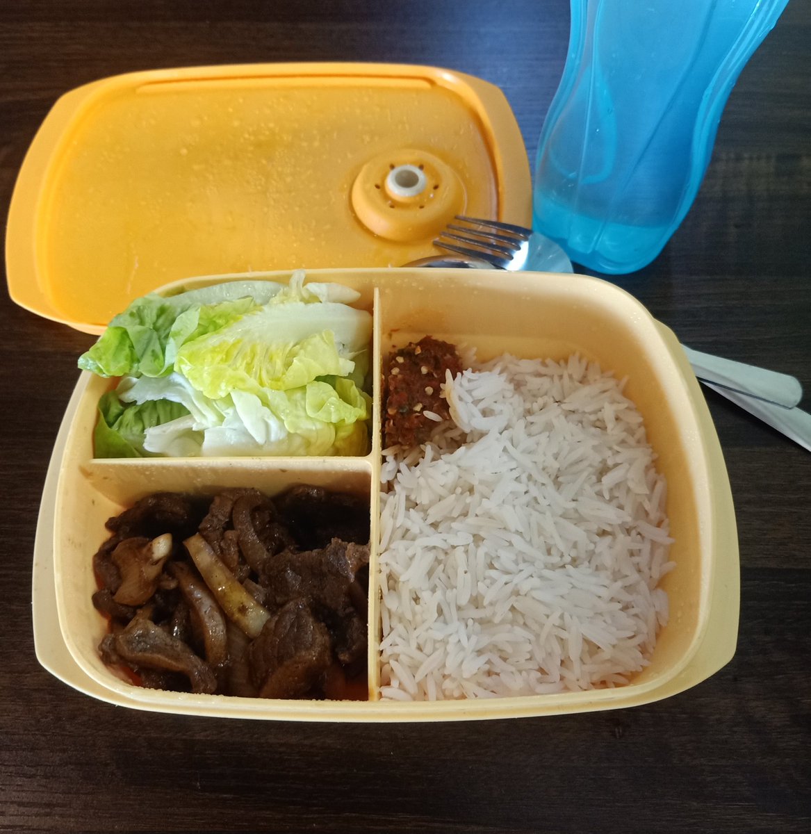 koffeeshinobi's tweet photo. Selamat makan ! Bismillah https://t.co/iMYILx0PIb