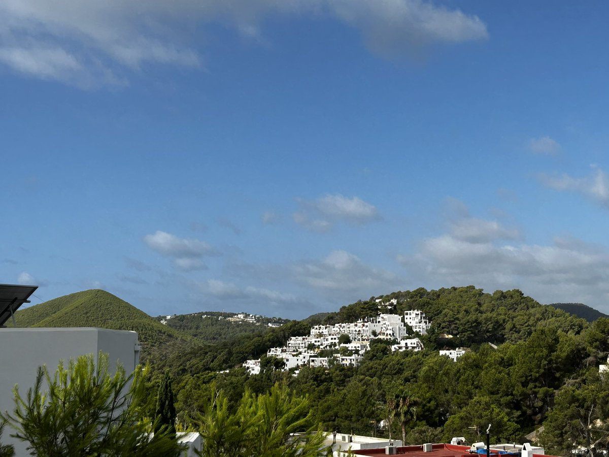 Rebecca march tweet media