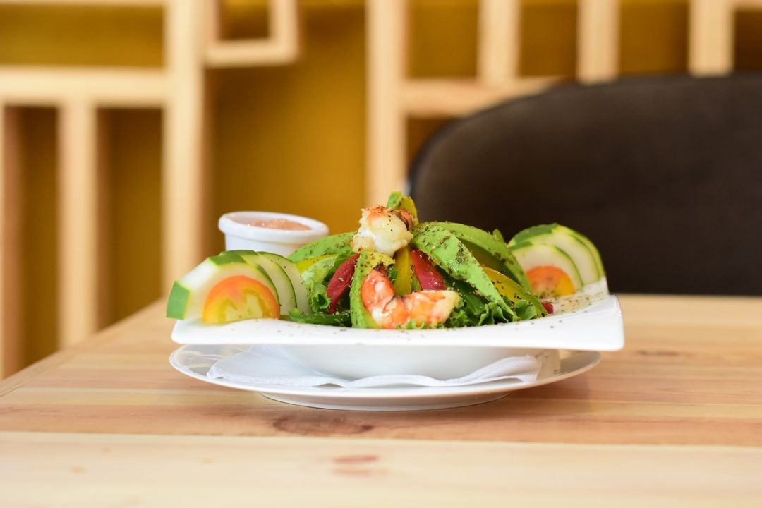 SidewalkVi's tweet photo. Let's start the week with a healthy and tasty meal. Sidewalk provides all the yummy nutrition you need in every food.

Tag a Salad lover in the comments

Visit us today - 23 Sanusi Fafunwa Street Victoria Island

#SidewalkVI #BarInLagos #Cocktail #Mocktail #Drinks #Lagos https://t.co/e3CudfcwPK