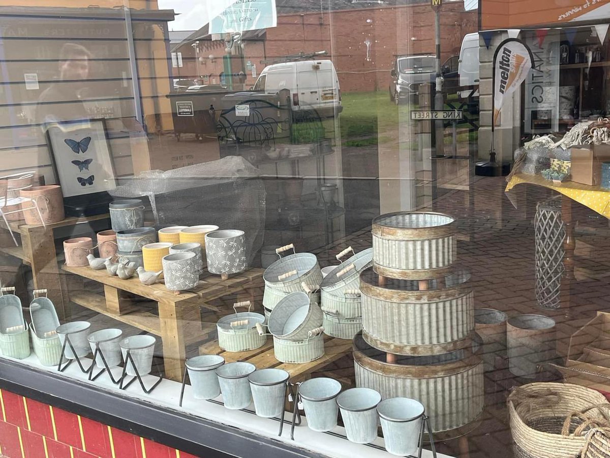 MeltonBid's tweet photo. Another new business start up in King Street 🎉Teasels, a beautiful new home, garden &amp; gift shop will hopefully be opening it’s doors this Wednesday 9th August! melton #meltonmowbray #giftshop #newbusiness #homewarestore #gifts #gardenware #supportlocal  @meltontimes @MyMelton6 https://t.co/dwWCcO8VKu