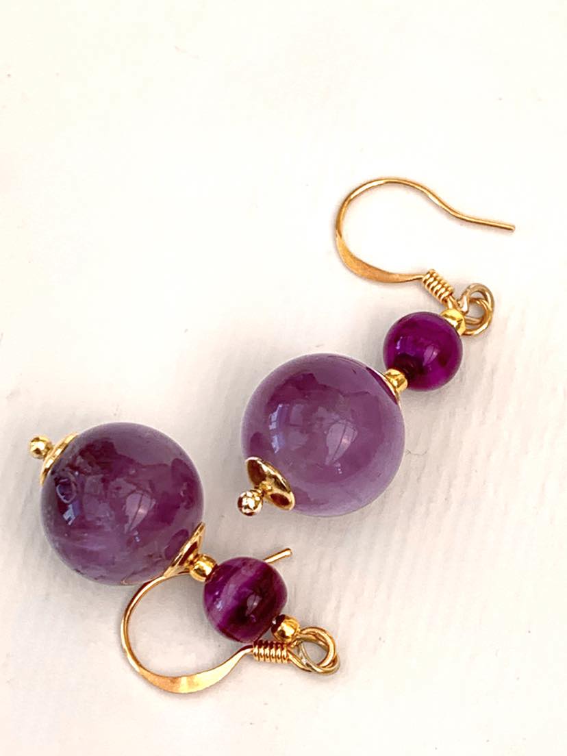 Gold plated purple dream amethyst agate drop earrings via Etsy: etsy.com/uk/listing/149…

#MadeinWales #gemstoneearrings #handmadeearrings #PurpleEarrings #goldandpurpleearrings #goldplatedearrings #purpledropearrings #amethystearrings #agateearrings #purpledreamearrings
