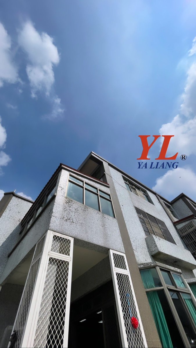 Yaliang_tw's tweet photo. After days of non-stop rain, finally, Sew the sunlight! 🌞 #HappyWeather #taichung #mechanical #taiwan #magnetic #yaliang #best #industry #cnc #cncmachining #accessories #universalmagentic #universal #welcome https://t.co/Qb7FxOnwYu