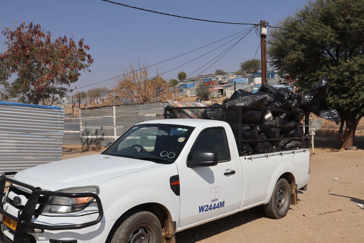 We are proud to share with you our latest initiative. On August 4th, The Hanns Seidel Foundation, in partnership with GIZ, the City of Windhoek, and Kenneth Abrahams from Jakob Marengo Secondary School, organized a clean-up day in Havana Settlement, Katutura Windhoek.