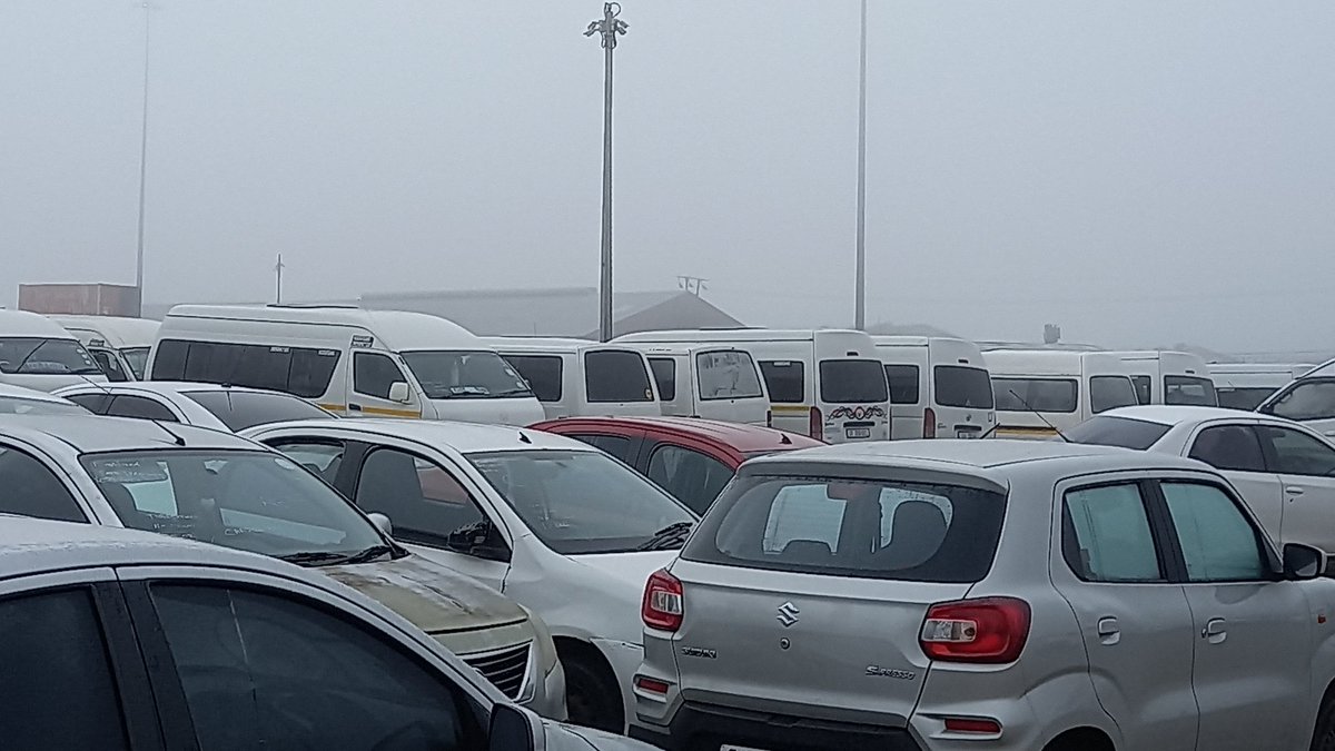 It's pretty quiet here in the mist at the Maitland and Ndabeni vehicle pounds in Cape Town. But there were more taxi impoundments this morning. @TeamNews24 #TaxiStrike