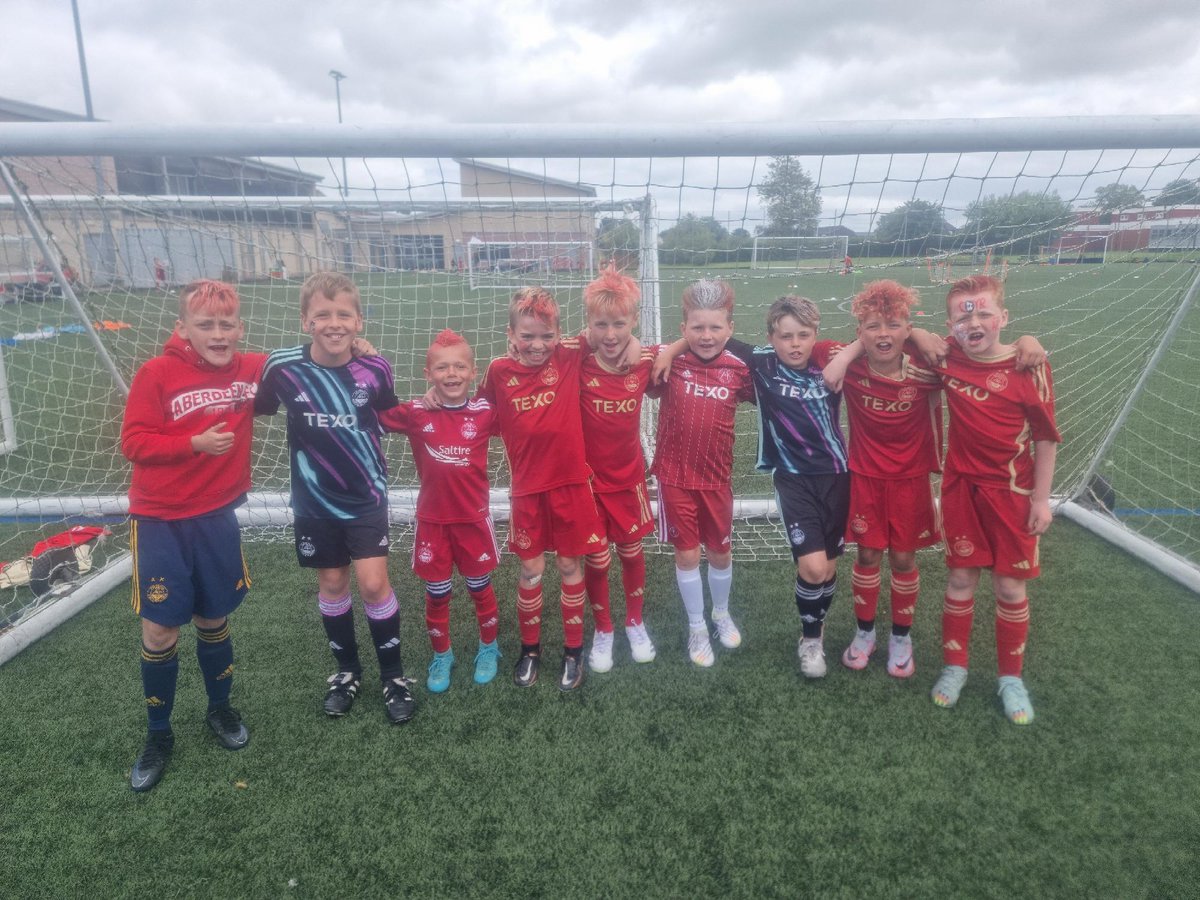 AFCCT's tweet photo. π Fantastic week last week at our #AFCCTSummerCoaching Mintlaw Camp!
π Huge thanks to Jack Mackenzie for taking a trip up to visit the camp!
π Have a look at some photos from our Dons Day. https://t.co/LSlLOzzaOu