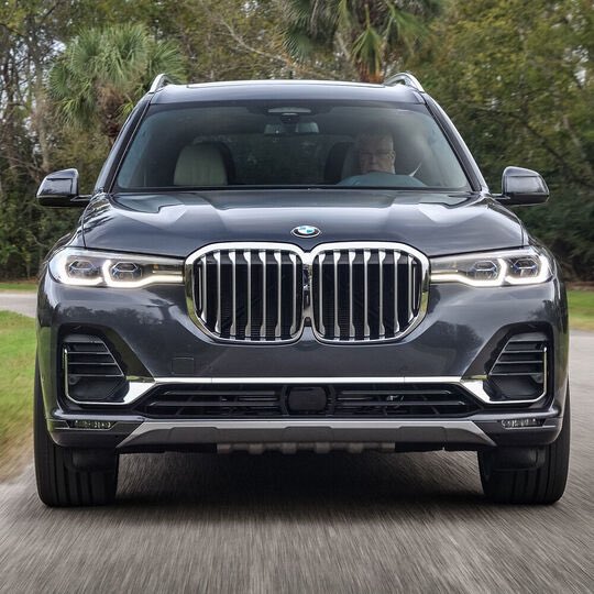 E L   H O T Z O tweet media