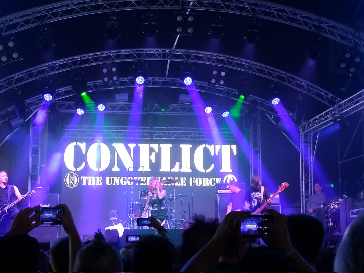 _stulf's tweet photo. Sunday - #RebellionFestival Day 4
Highlights: #SteelPulse, #Conflict, @_Nightingales and #BrixSmith.
It was a pleasure to be here. https://t.co/AcqMFFtm1N