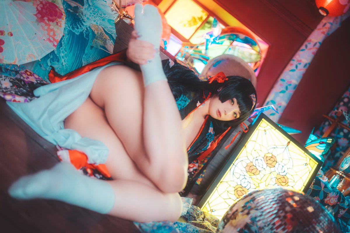 《蓮之芳華》
 ❤️🖤
>Furuke/Patreon rewards of this month!
>link in bio(連結在個人檔案) 

🐾rt me if u like🐾 https://t.co/AxYSJdYadc