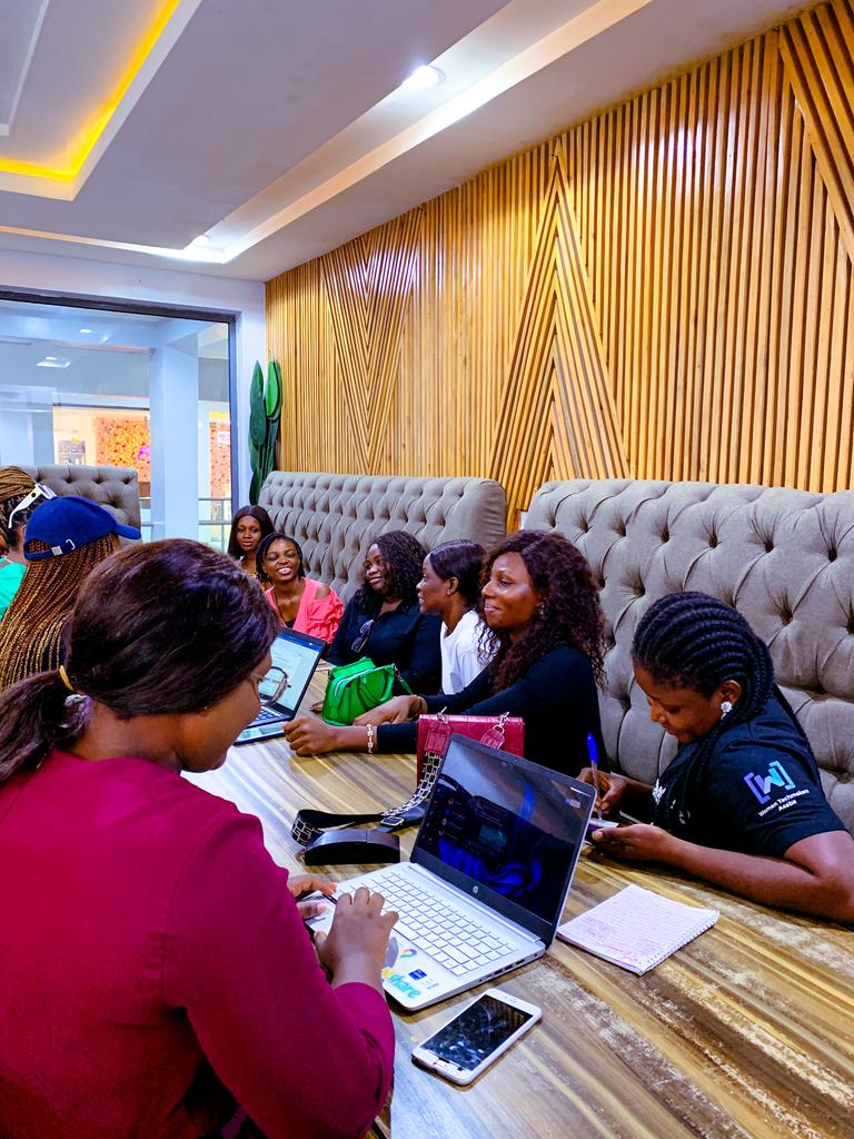 nocodeladies's tweet photo. Getting started with @webflow Meetup.

Had a lovely time with Africa No-code ladies

#NoCode #webflow #africanocodeladies https://t.co/oCIbruGyYR