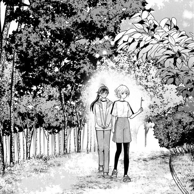 \もうすぐコミックス第1巻🎉/  校外学習の昼下がり、 森の木洩れ日の中を往く二人。  他愛ないやりとりからも 気持ち溢れて、そして--。  10日には待望のコミックス第1巻発売です‼️  