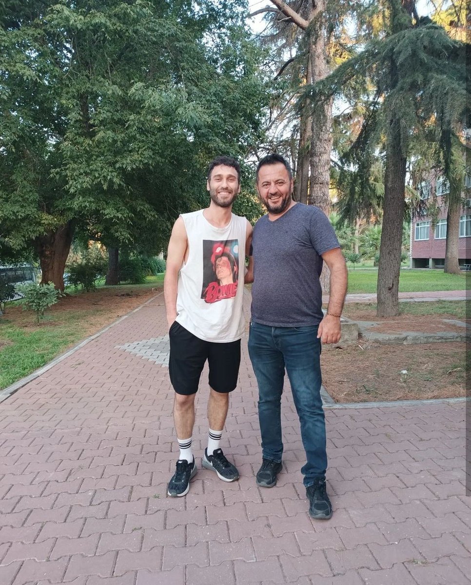 #YarenLeylek setinden.. 

#SeçkinÖzdemir