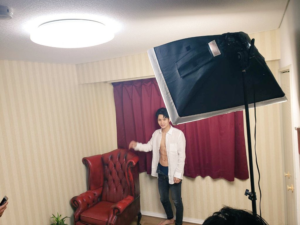 8/20の1対1イベントの15時〜の1枠がキャンセルになりました！
ご希望の方は直接DMまでお申し付けください🙇‍♂️

詳細のご質問多かったのでお答えします！
・個室でお話や、記念撮影、小梅をお好みのポーズで撮影できたりする内容です！
イメージはこんな感じです↓