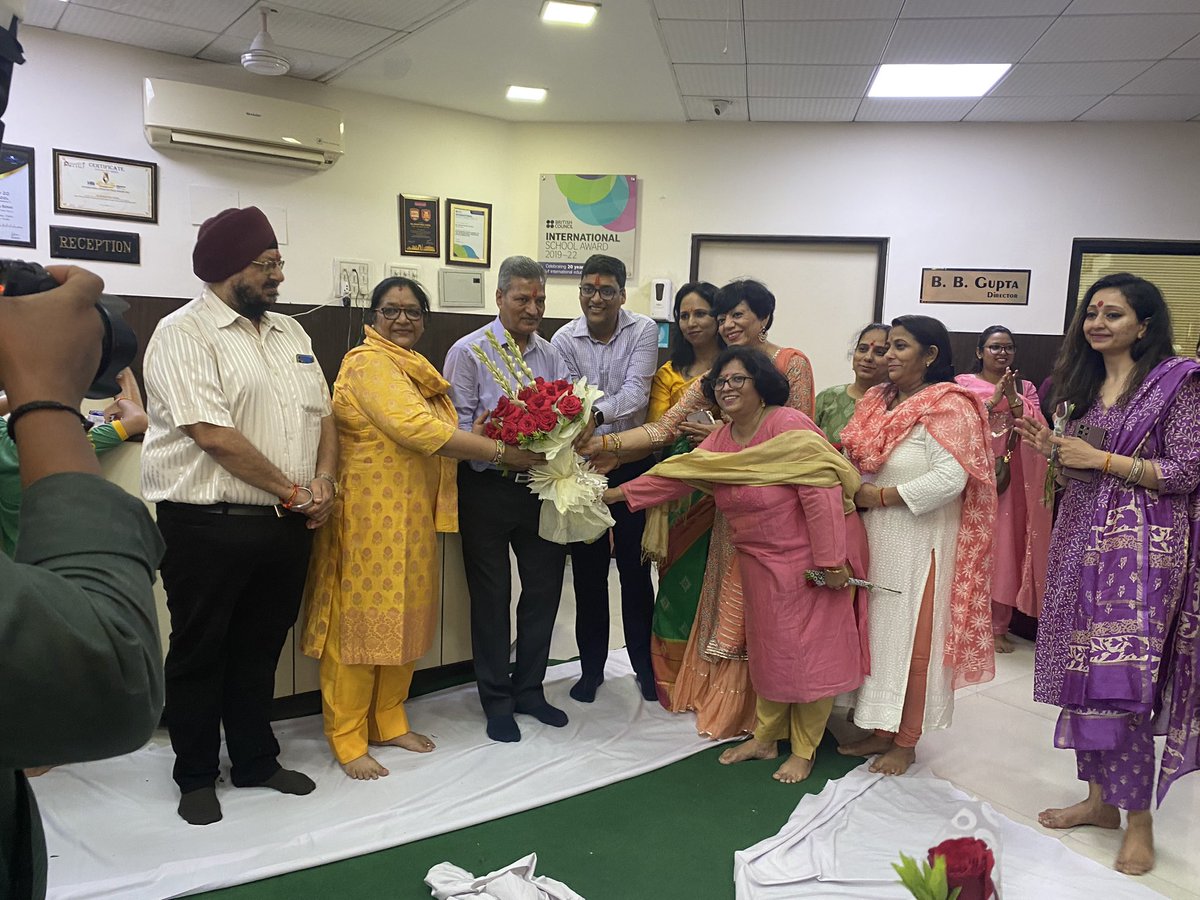 _shailjapatel's tweet photo. Cherishing the roots, embracing the future: Celebrating our school’s 56th Foundation Day. Warm wishes to the Bal Bhavan parivaar! @BBPSMV @vividh87 @KavitaMehrotra7 @PoonamGoyaltp 
#mondaythoughts #Mondayvibes #BBPSMV https://t.co/u37cJAU7KT