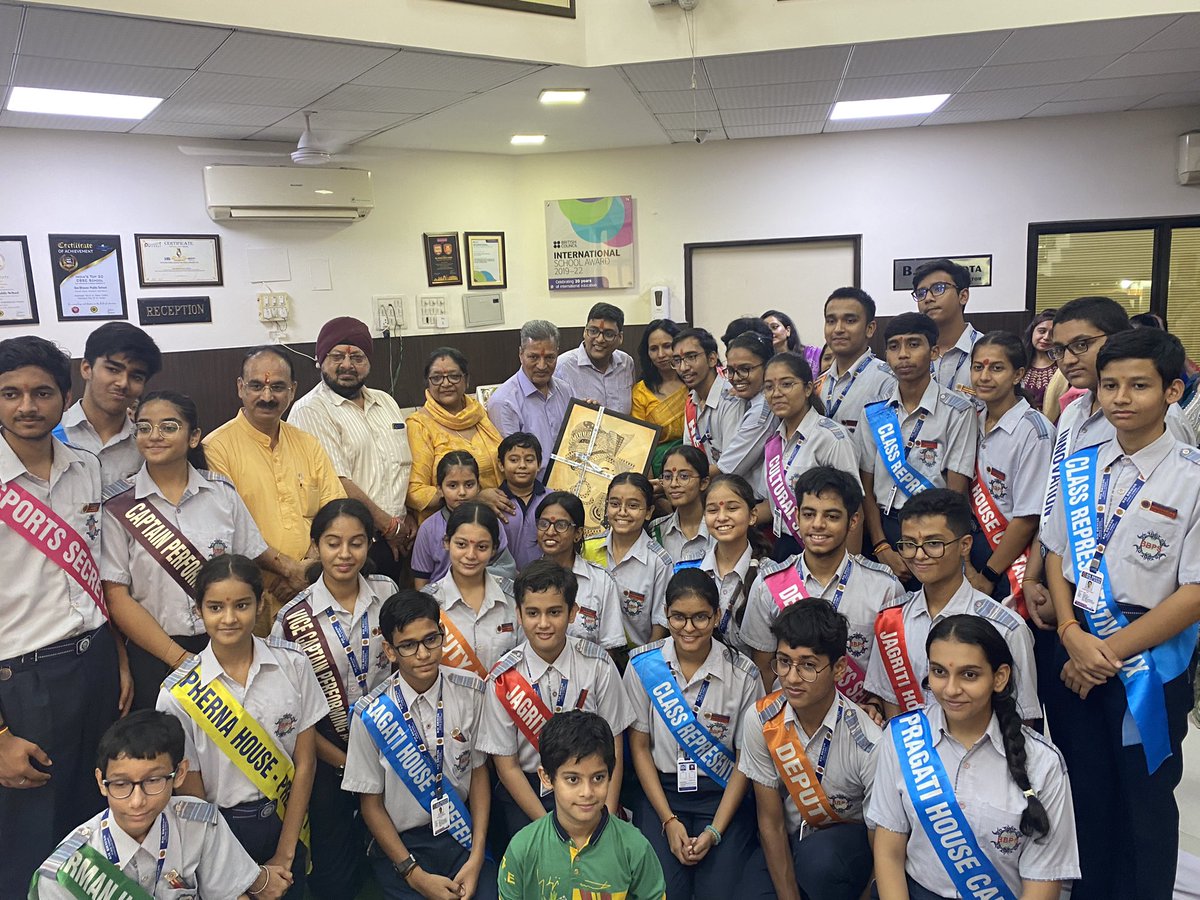 _shailjapatel's tweet photo. Cherishing the roots, embracing the future: Celebrating our school’s 56th Foundation Day. Warm wishes to the Bal Bhavan parivaar! @BBPSMV @vividh87 @KavitaMehrotra7 @PoonamGoyaltp 
#mondaythoughts #Mondayvibes #BBPSMV https://t.co/u37cJAU7KT