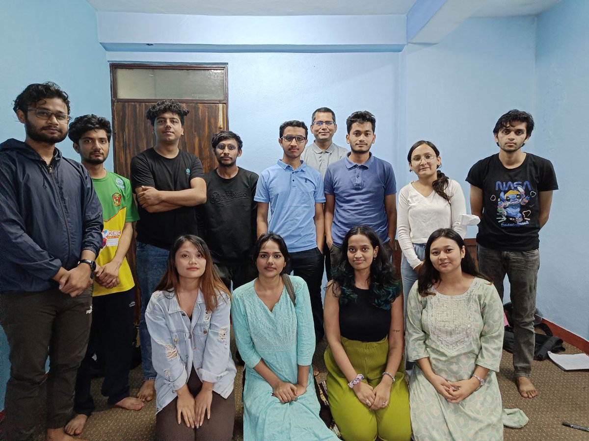 ScienceDialect's tweet image. हामीले सामुहिक छलफलको पहिलो कार्यक्रममा हिजो  &quot;Science and Pseudoscience : What is and what is not?&quot; शिर्षकमा छलफल गर्‍यौँ।
आगामी छलफलहरुमा पनि हाम्रो भेट हुने नै छ।
तस्बिर : आजको छलफल पछिका केही झलकहरु।