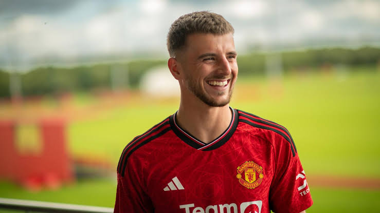 manunabeel46's tweet photo. Rate and Review our Signings
#ManchesterUnited
#MUFC
#Onana - Best signing of the season, Missing piece in puzzle.
#HojLund - Muchneeded striker, a great addition.
#Evans-Excellent backup CB with Premier League experience.
#Mount -Questionable signing, shows promise in set pieces https://t.co/QGWQO8Qvys