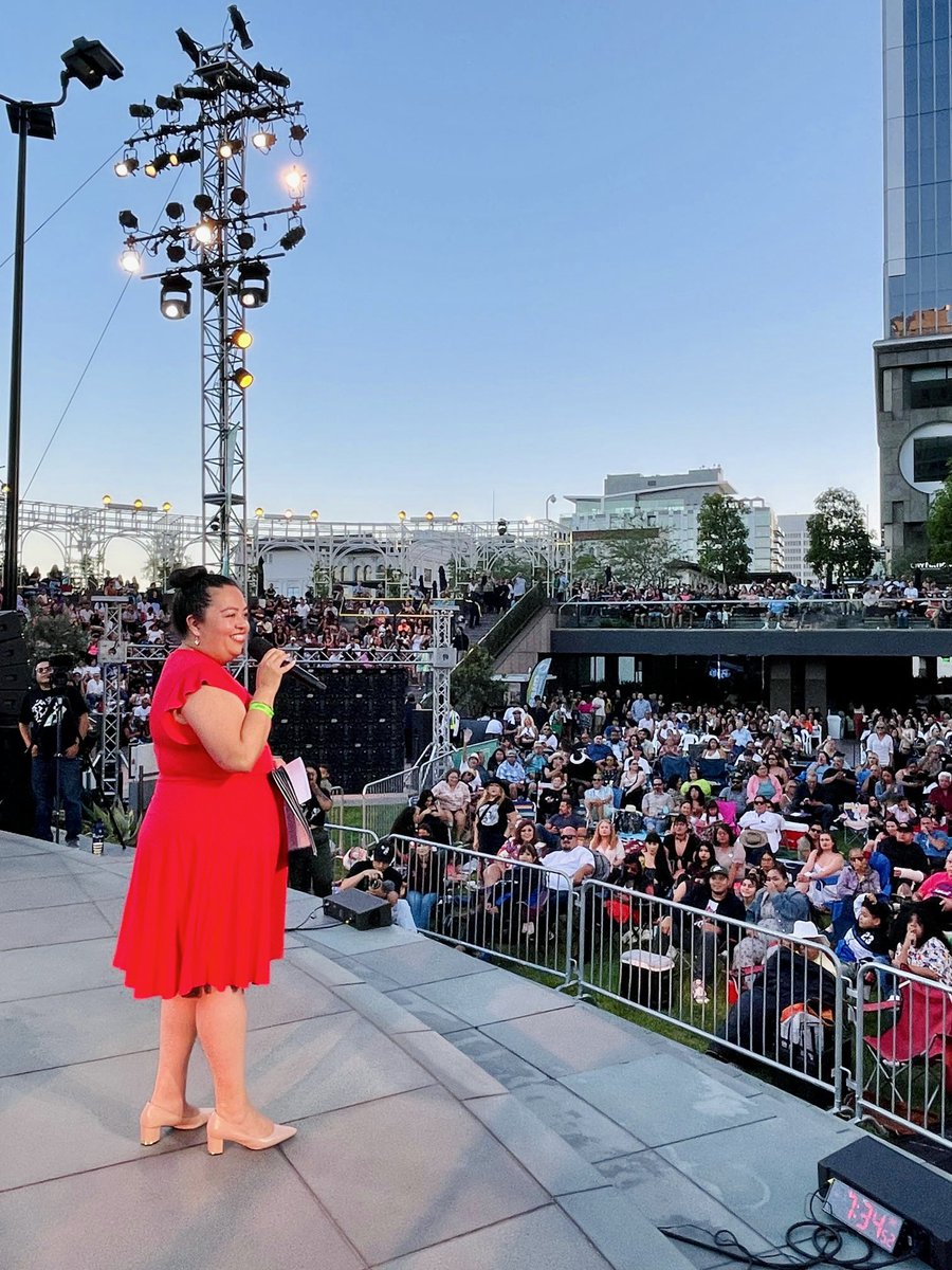 AsmCarrillo's tweet photo. Thank you @GrandPerfs for the invitation to honor the legacy of @ArtLaboe this weekend. I’ve been a huge fan since middle school and met him when I use to work in radio. It’s clear he continues to be a legend in our city by the sheer number of folks who attended. 🎶 https://t.co/Efkrtzi7MB