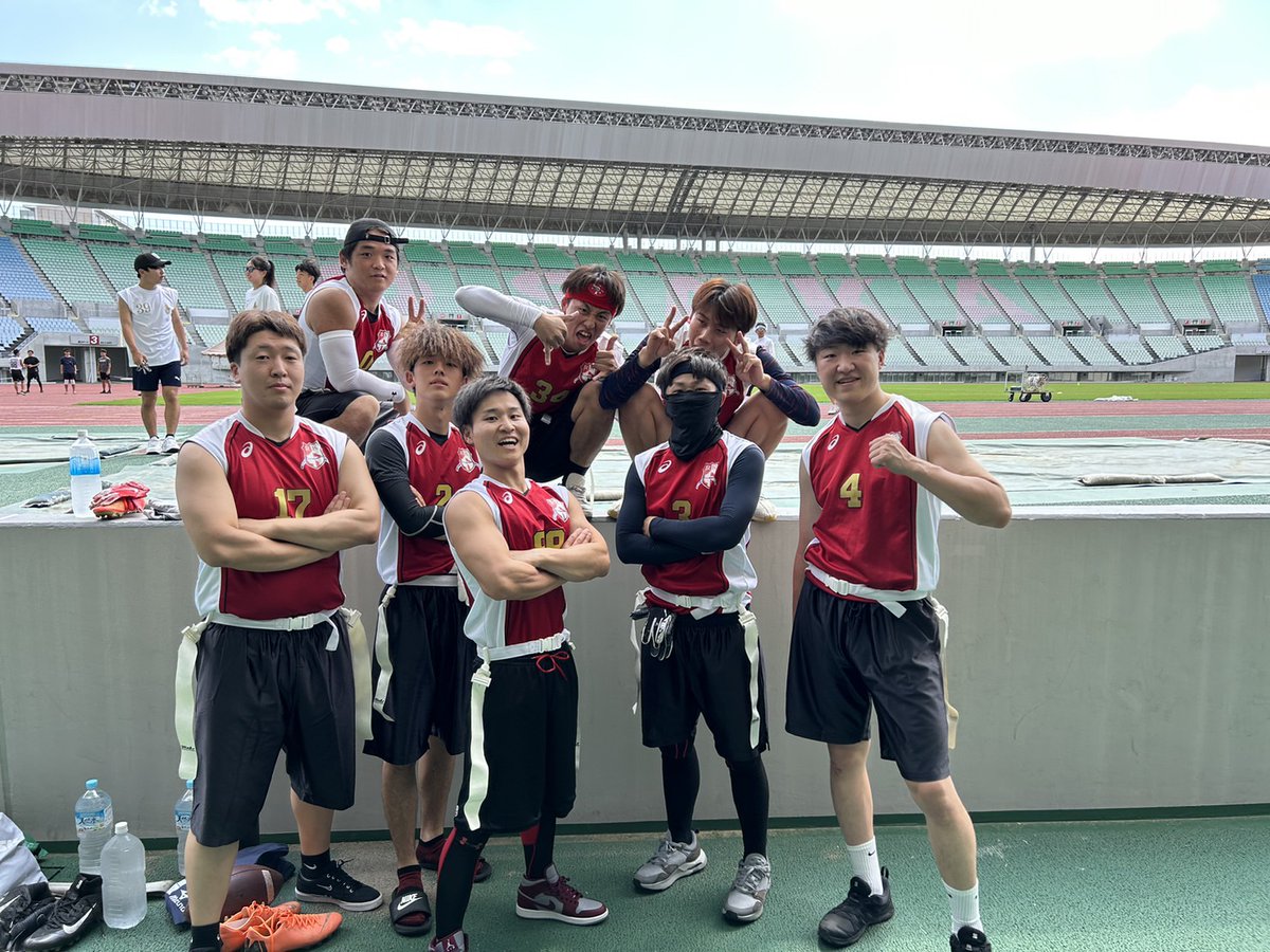 昨日はジャパンフラッグ関西夏季オープントーナメントに参加。

暑い中若者たちがんばりました😃
対戦してくださったFIGHTINGRATS さん、北大阪HUSKIESさんありがとうございましたm(_ _)m

あと、運営してくださった方々本当にありがとうございましたm(_ _)m