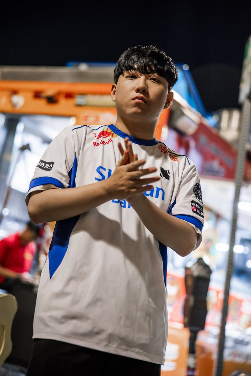 DRX_VALORANT's tweet image. 🏆 #VALORANTChampions LA
⚔️ Group Stage - Group D
🆚 @NAVIValorant
⏰ AUG 08. 10:00 KST
📺 [ENG] twitch.tv/valorant
📺 [KR] twitch.tv/valorant_kr

#DRXWIN #PaveTheWay