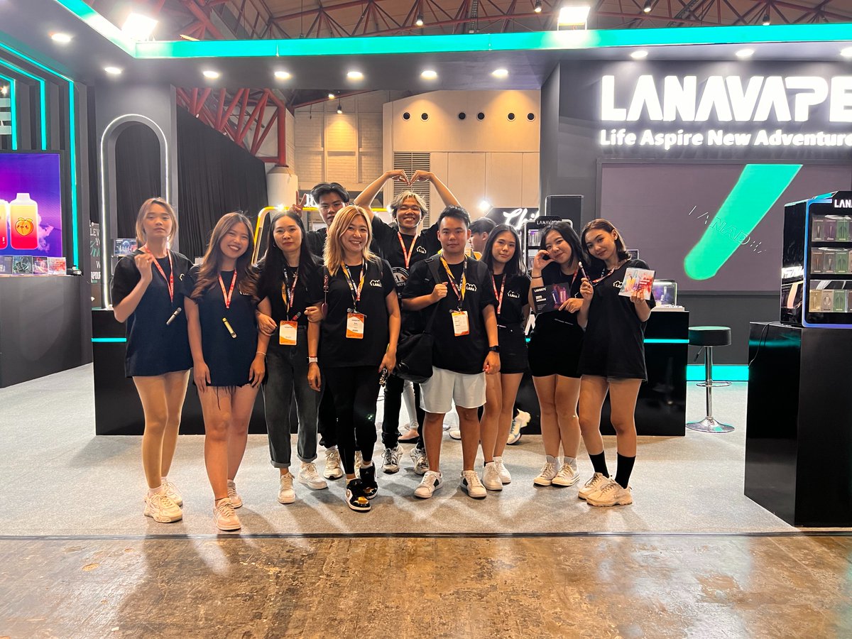 Lanapods's tweet photo. A complete success!📷📷
#vapeforlife #travelvape #vapingstyle #ecig #vapers #vape #vapeevent #vapedistribution #vapecommunity #vapedaily #vapedistributor #vapesupplier #vapemalaysia #vapeindonesia #vapers #vapeexpo #전자담배 #電子煙 #電子タバコ #ieciejakarta,#vapeshow #vapeindo https://t.co/xAatNwS5hh